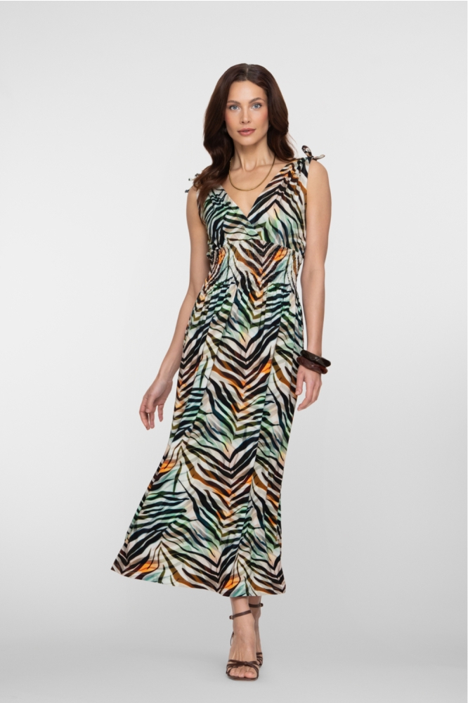 Geisha groene dames jurk | Model vooraanzicht