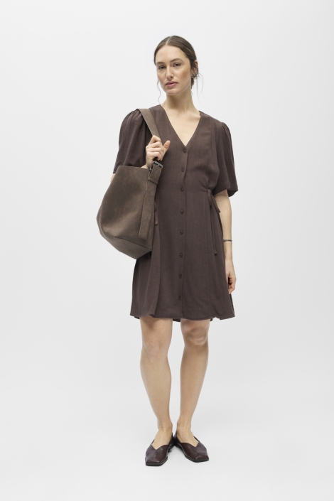 Object bruine dames jurk | Model vooraanzicht