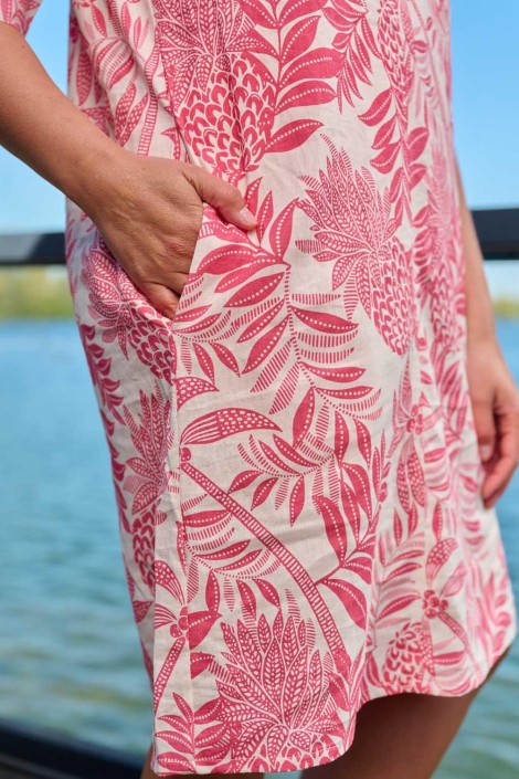 FOS Amsterdam roze dames jurk | Close up
