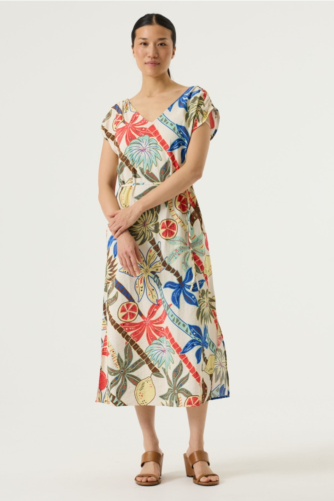 Garcia beige dames jurk | Model vooraanzicht