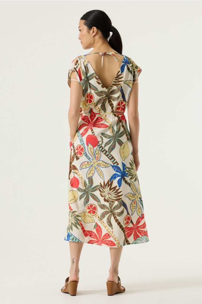 Garcia beige dames jurk | Model vooraanzicht
