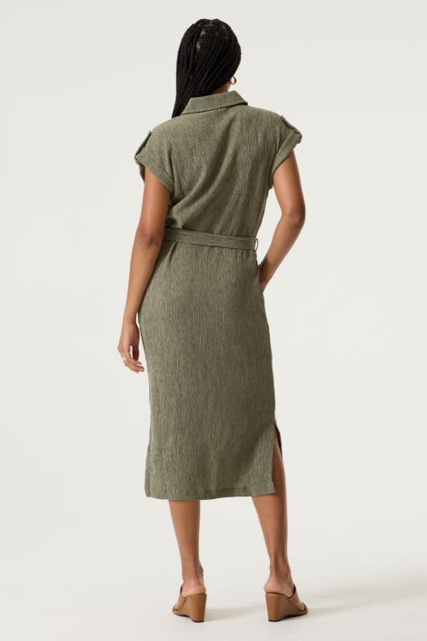 Garcia groene dames jurk | Model achteraanzicht