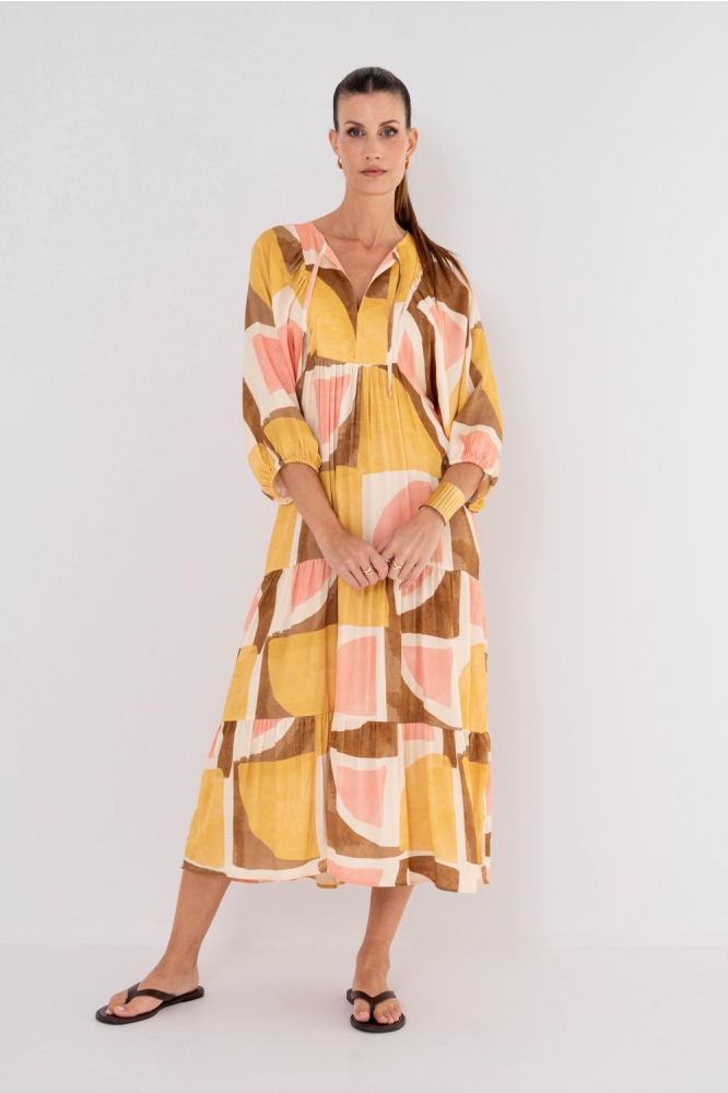 Maicazz multi color dames jurk | Model vooraanzicht