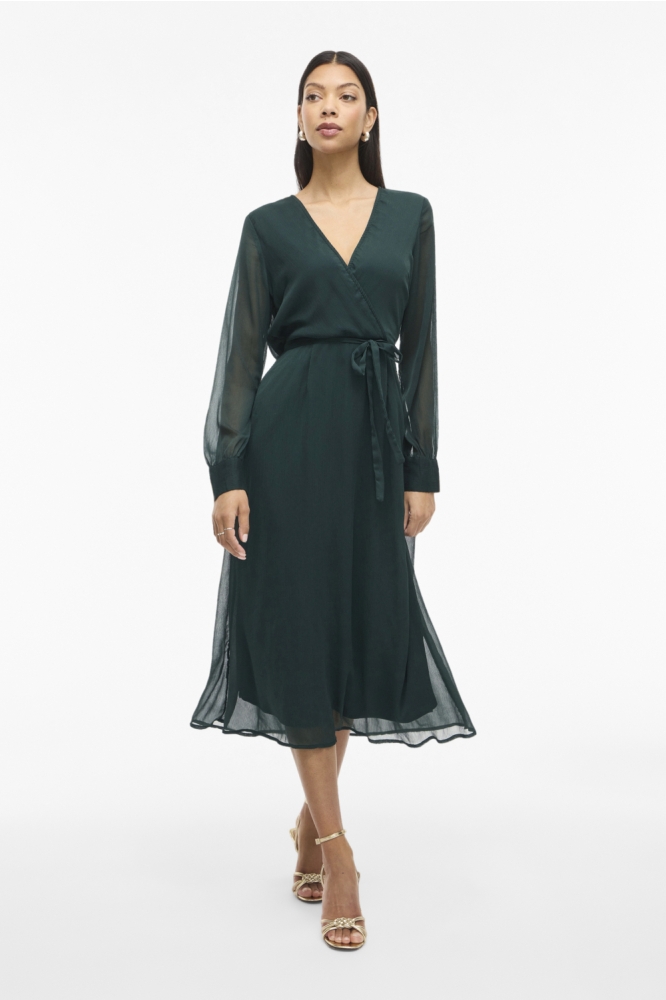 Vila groene dames jurk | Model vooraanzicht