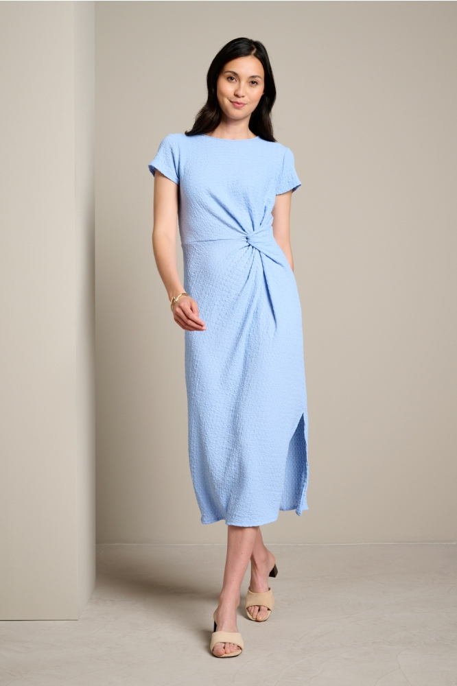 LolaLiza blauwe dames jurk | Model vooraanzicht