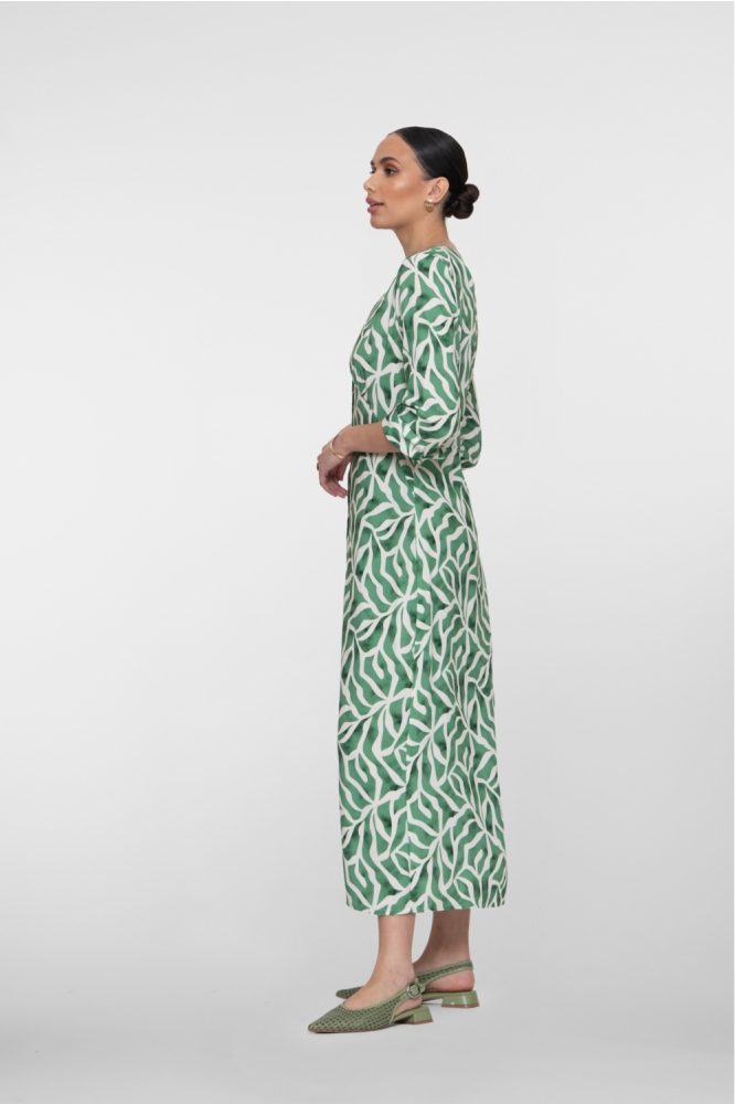 Geisha groene dames jurk | Model zijaanzicht