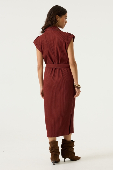 Garcia rode dames jurk | Model achteraanzicht