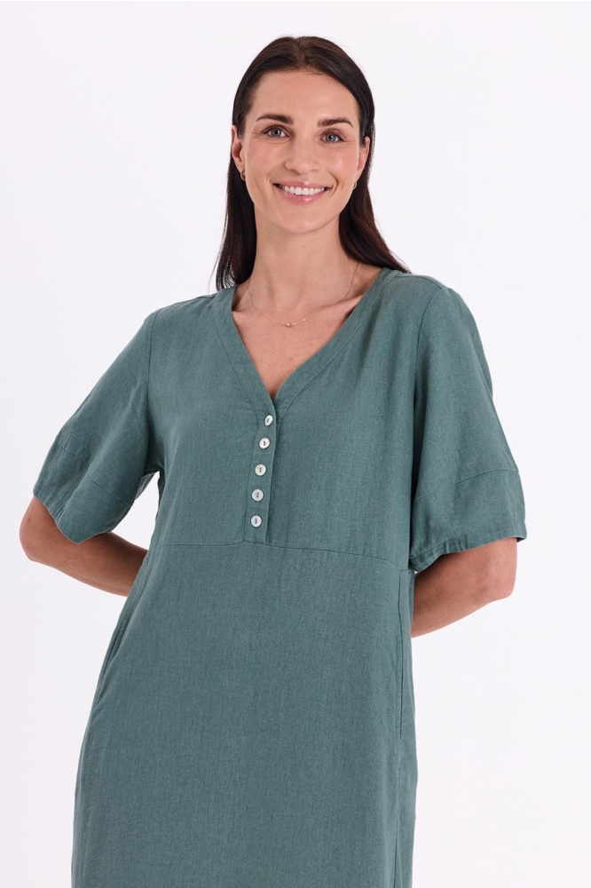 Freequent groene dames jurk | Close up