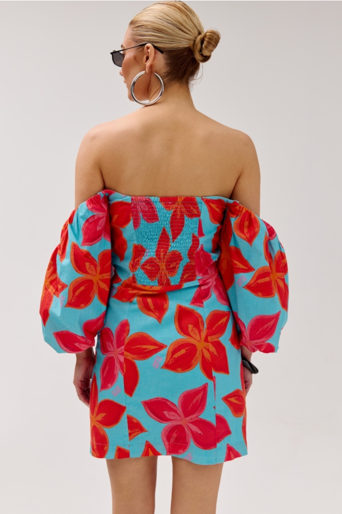 Harper & Yve blauwe dames jurk | Model achteraanzicht