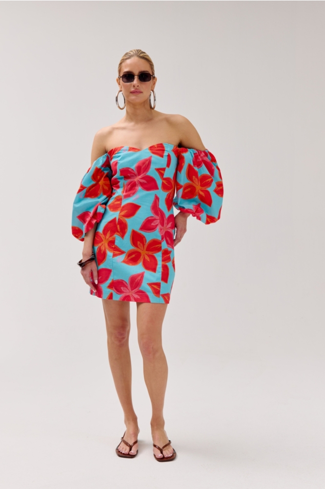 Harper & Yve blauwe dames jurk | Model vooraanzicht