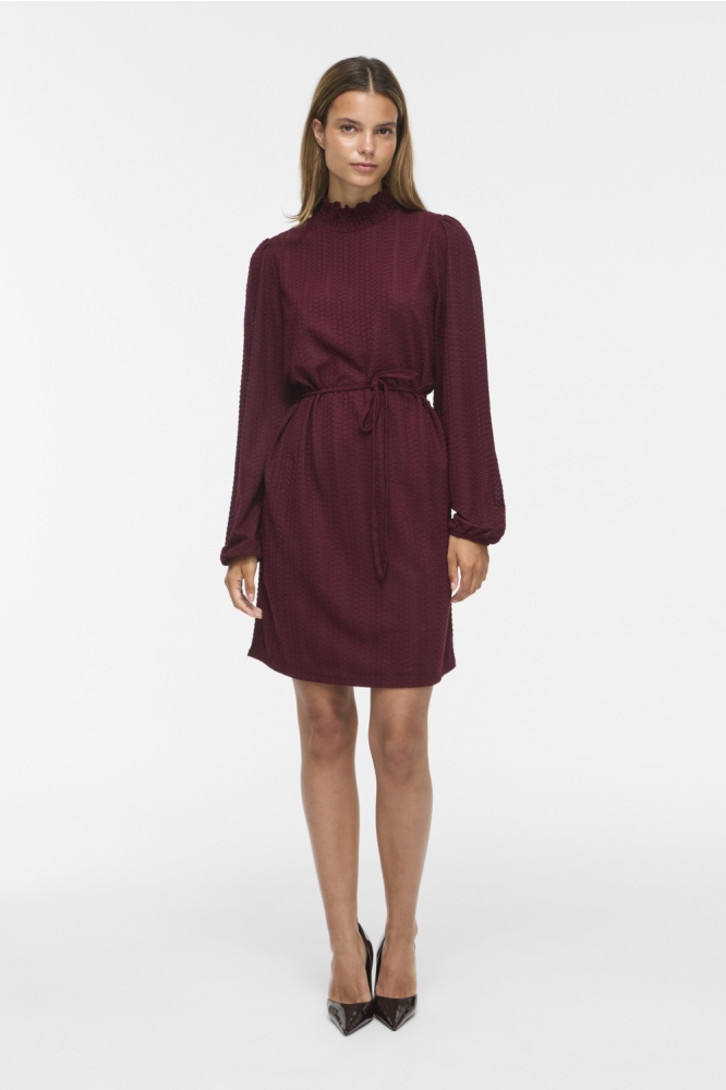 Vila bordeaux dames jurk | Model vooraanzicht