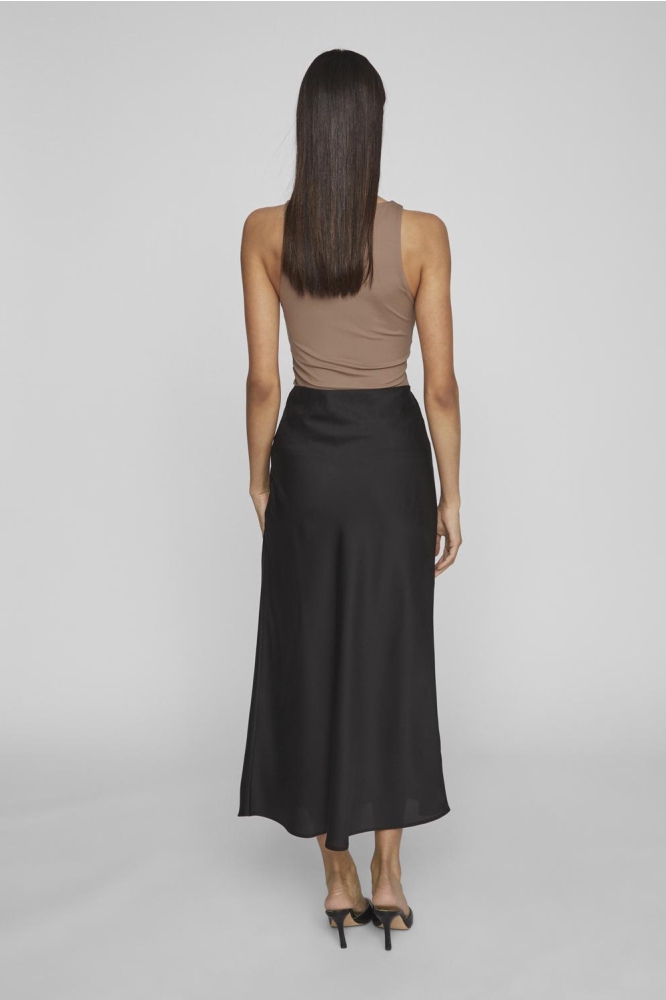 Vila zwarte dames rok | Model achteraanzicht