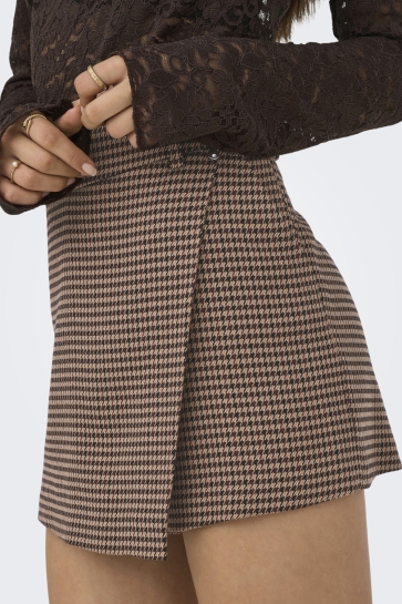 Only Broek ONLLETTIE LIFE MW CHECK SKORT TLR 15353569 Decadent Choco/NOMAD & TOASTED COCONUT &a