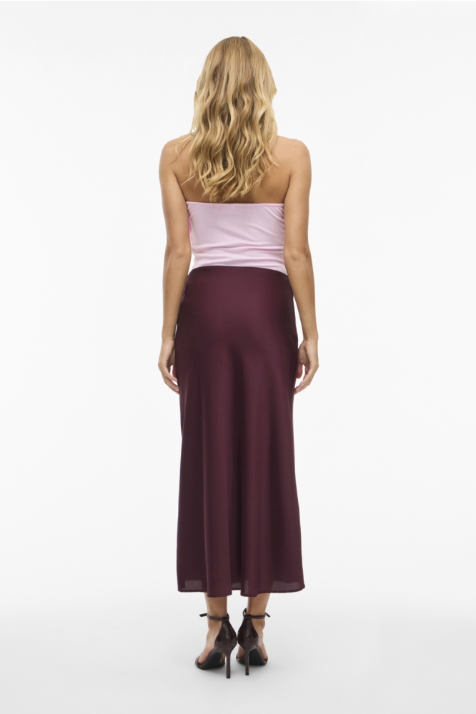 Vila bordeaux dames rok | Model achteraanzicht