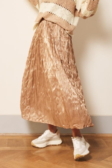 EsQualo SKIRT PLISSE CHANGEANT SP26.28001 187 CAPPUCCINO