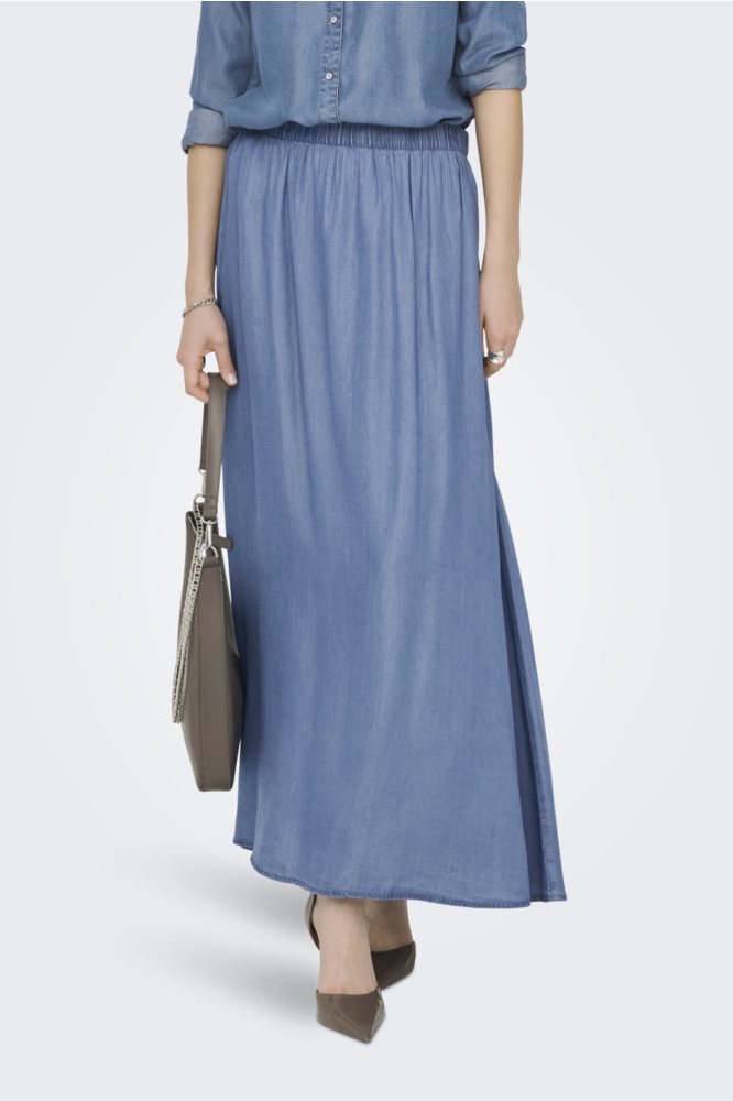 Jacqueline de Yong blauwe dames rok | Model vooraanzicht