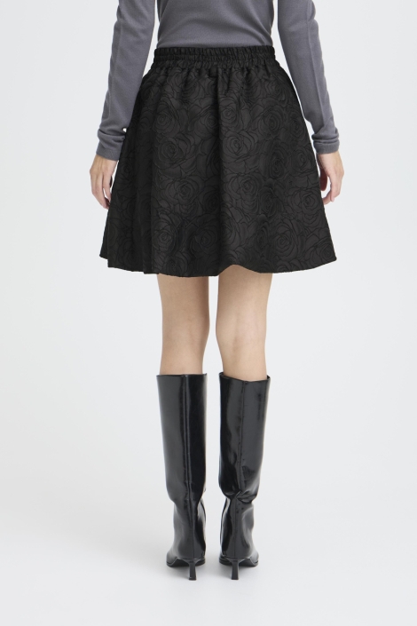 Ichi zwarte dames rok | Model achteraanzicht