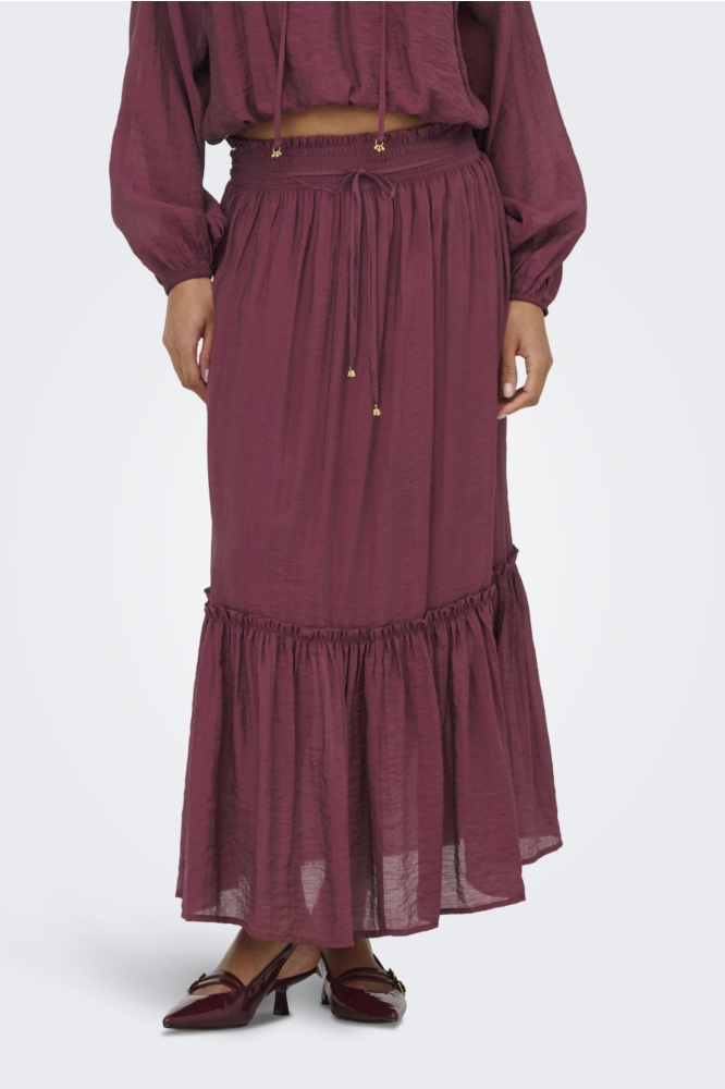 Jacqueline de Yong bordeaux dames rok | Model vooraanzicht