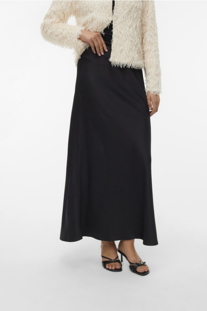 Vero Moda zwarte dames rok | Model vooraanzicht