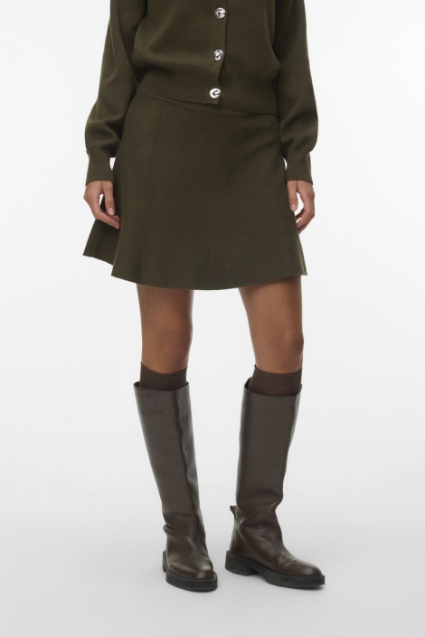 Vero Moda groene dames rok | Model vooraanzicht