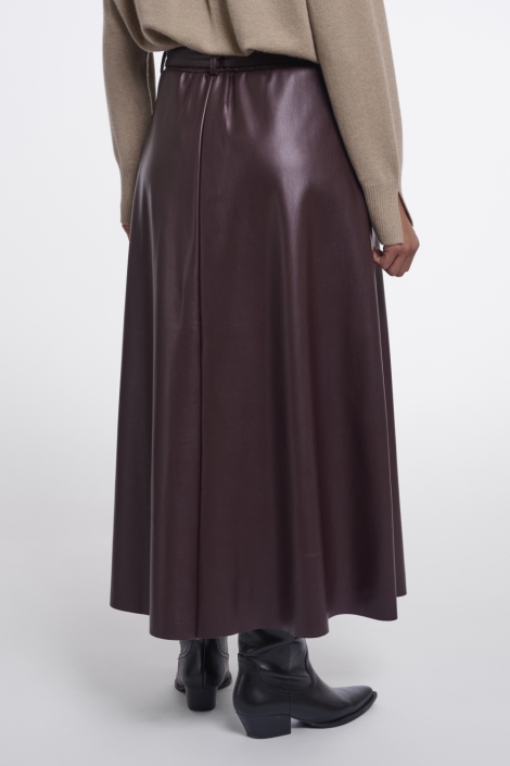 Rino & Pelle bruine dames rok | Model achteraanzicht