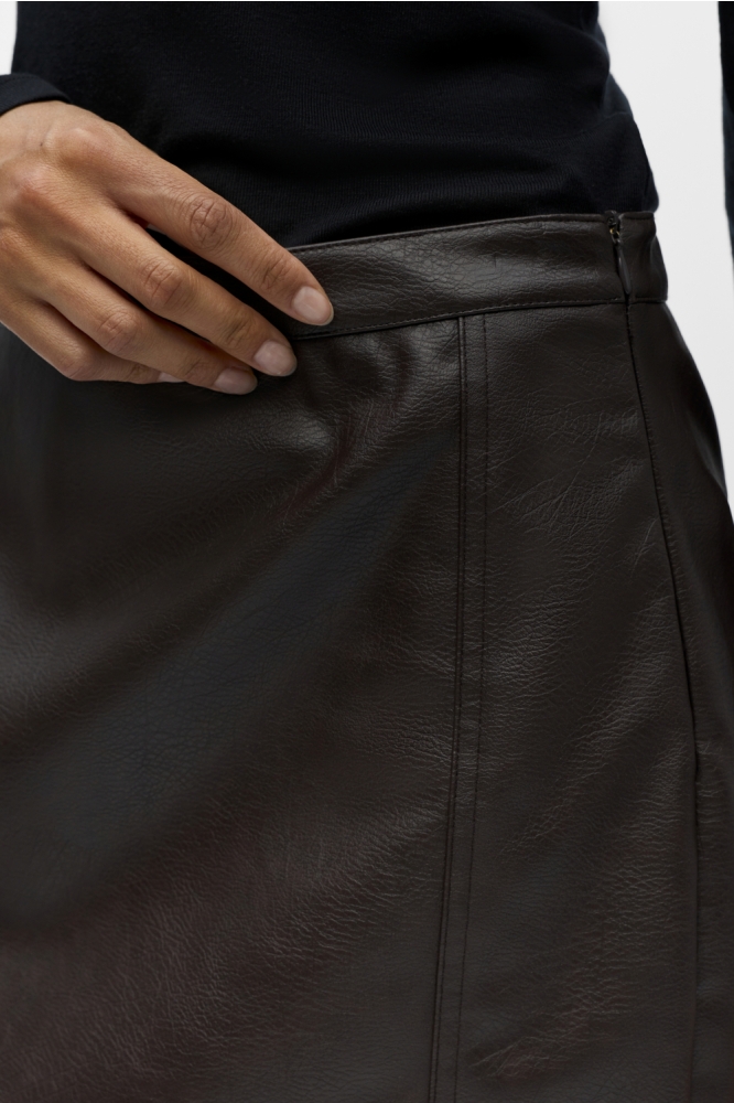 Object bruine dames rok | Close up
