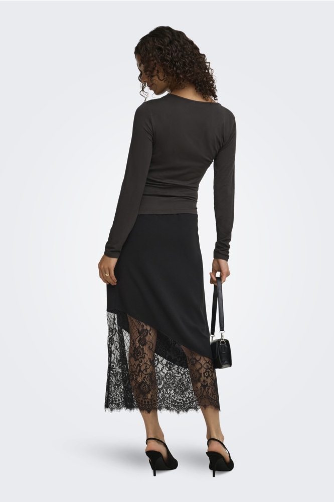 Jacqueline de Yong zwarte dames rok | Model