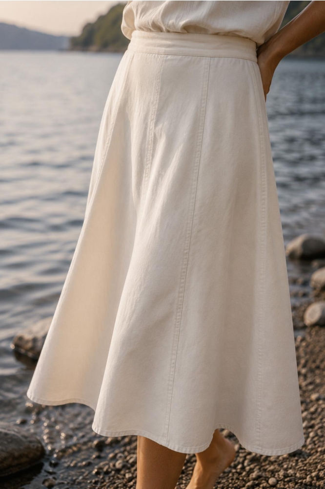 Freequent beige dames rok | Sfeerbeeld, In situatie