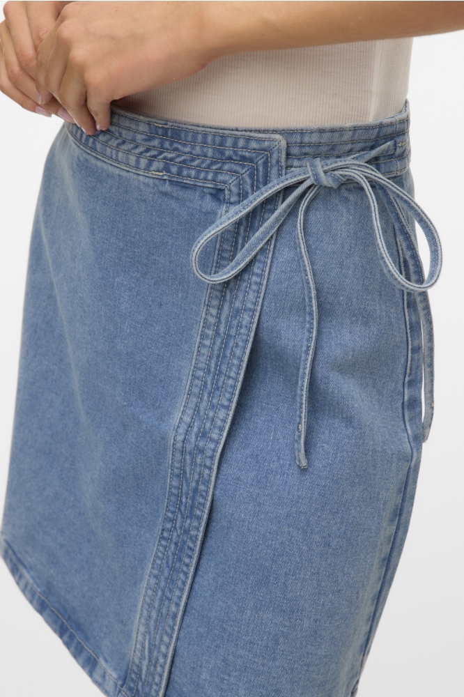 Vero Moda blauwe dames rok | Close up