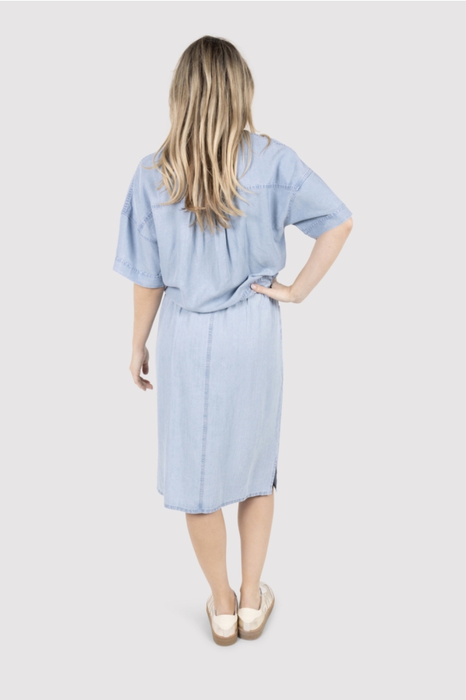 Zoso blauwe dames rok | Model achteraanzicht