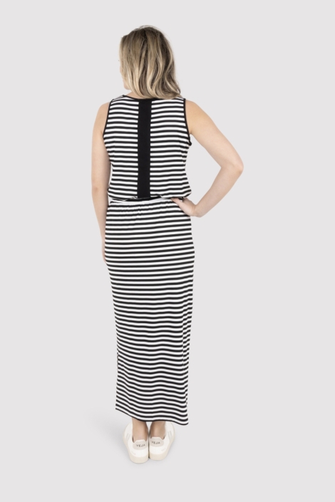 Zoso zwarte dames rok | Model vooraanzicht