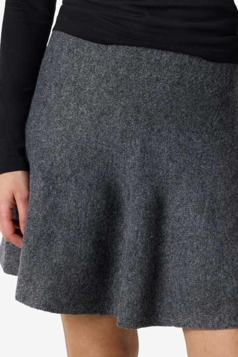 Noisy may grijze dames rok | Close up