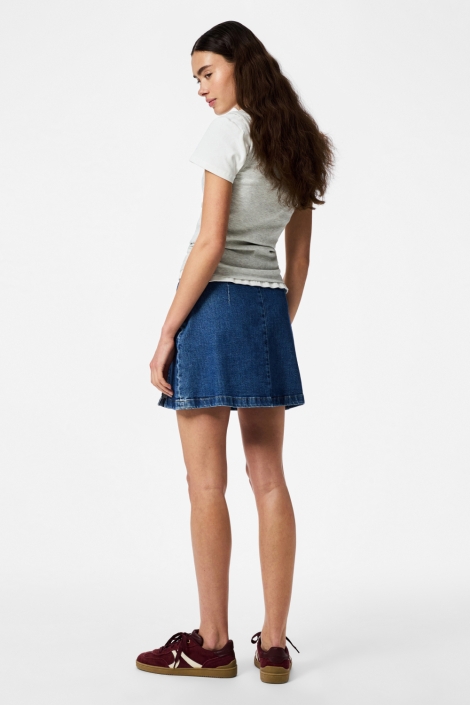 Pieces blauwe dames rok | Model achteraanzicht