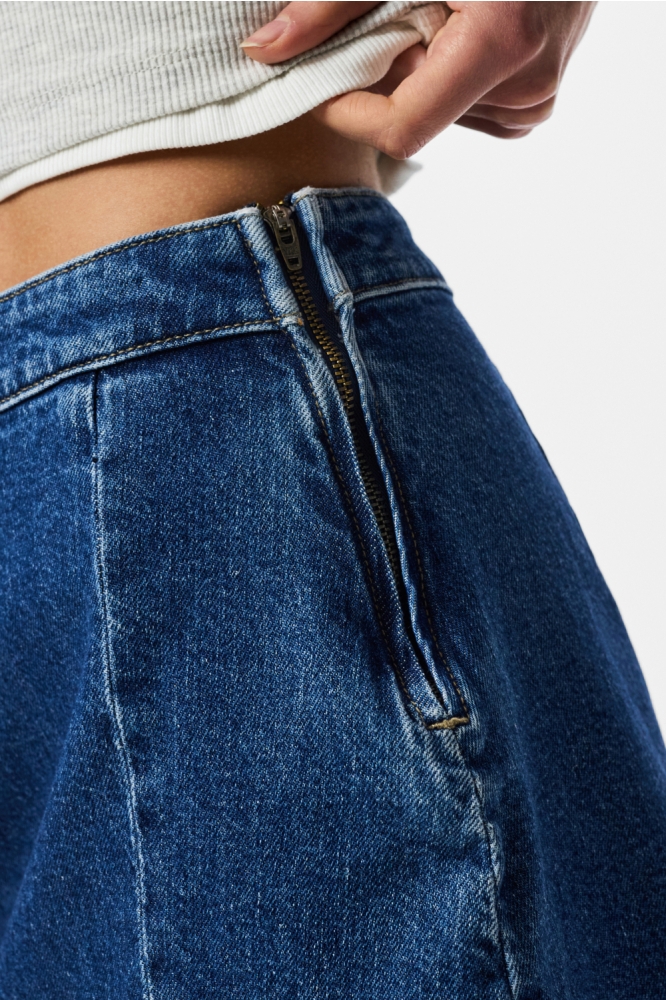 Pieces blauwe dames rok | Close up