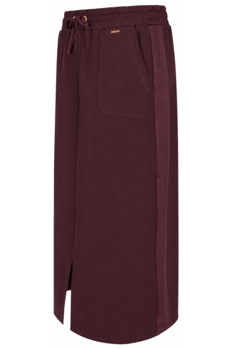 Zoso bordeaux dames rok | Model zijaanzicht