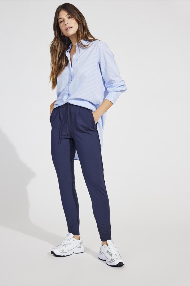 Only blauwe dames broek | Sfeerbeeld, In situatie