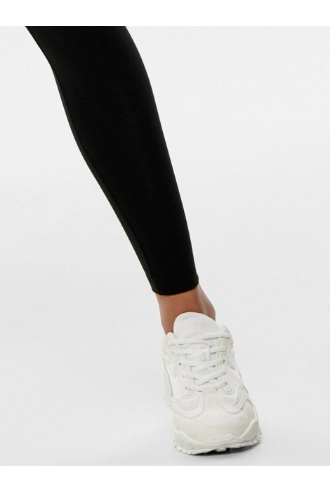 Only zwarte dames legging | Close up