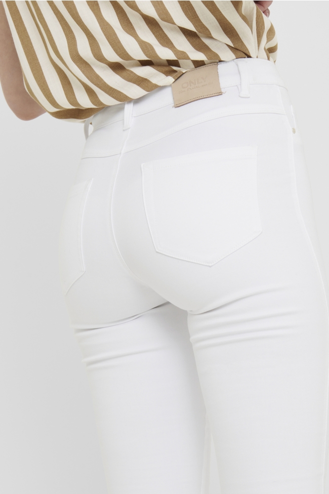 Only witte dames jeans | Close up