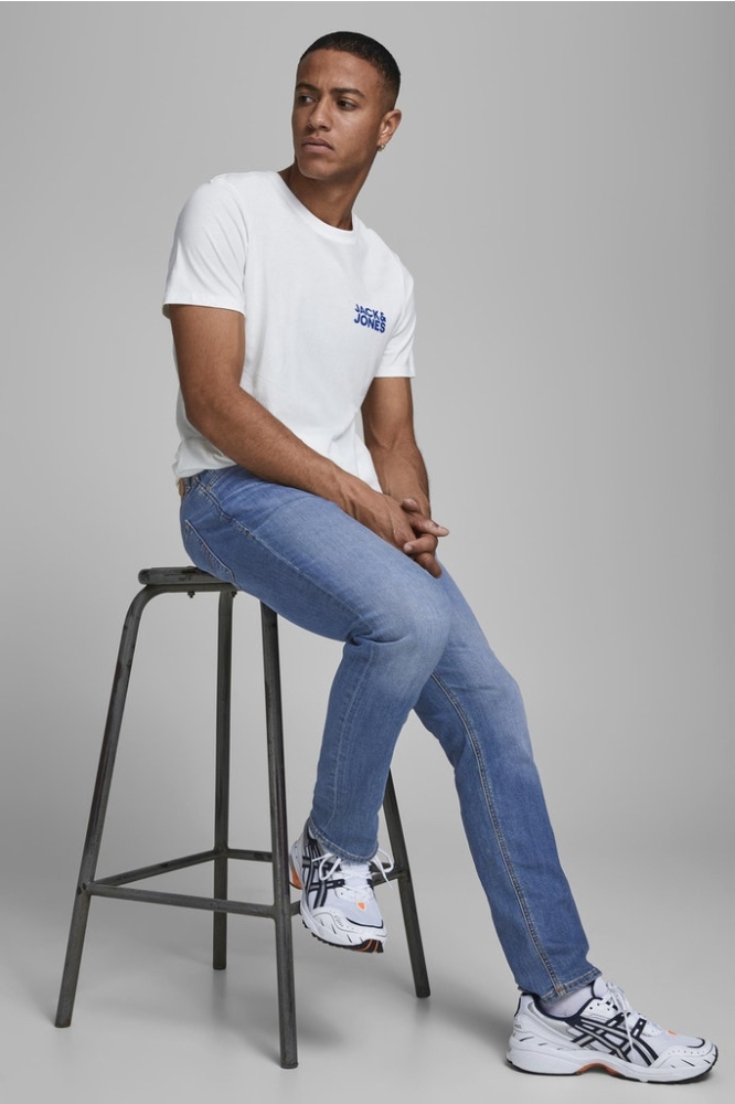 Jack & Jones blauwe heren jeans | Model