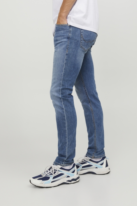 Jack & Jones blauwe heren jeans | Model zijaanzicht