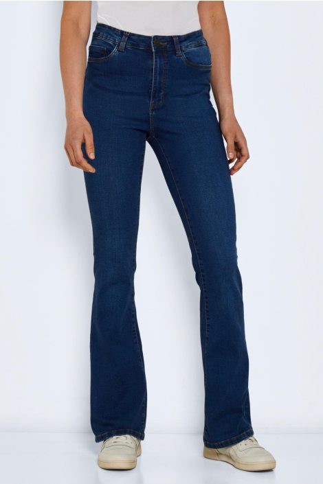 Noisy may blauwe dames jeans | Model vooraanzicht