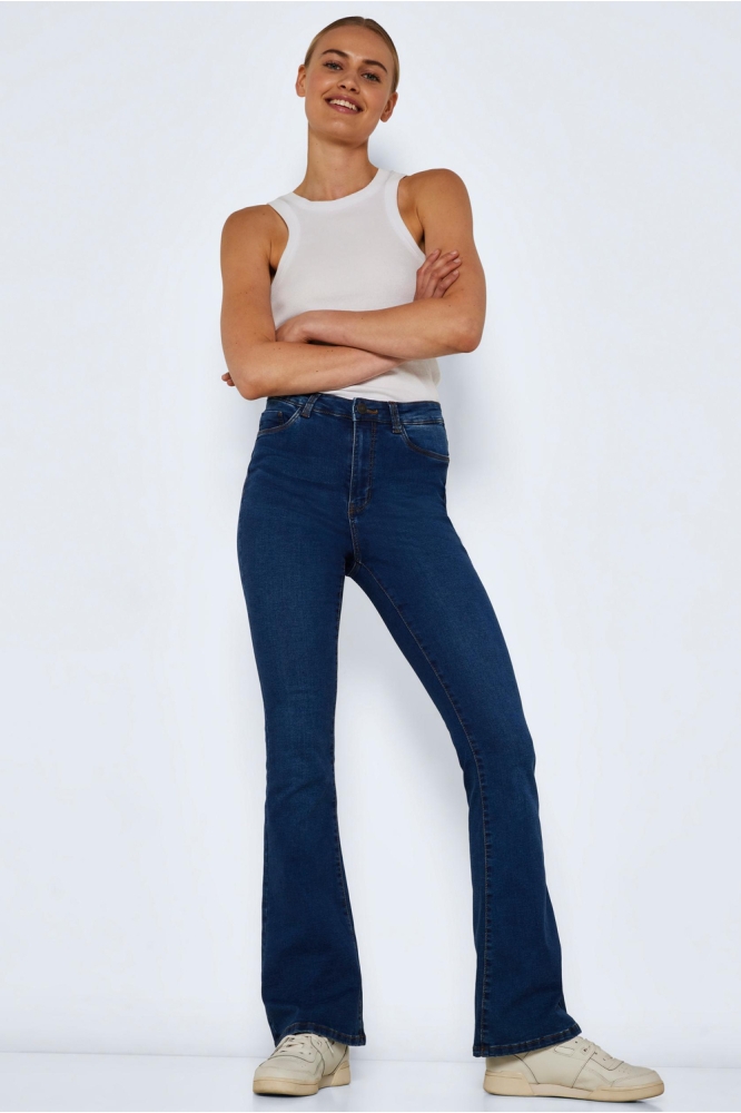Noisy may blauwe dames jeans | Model