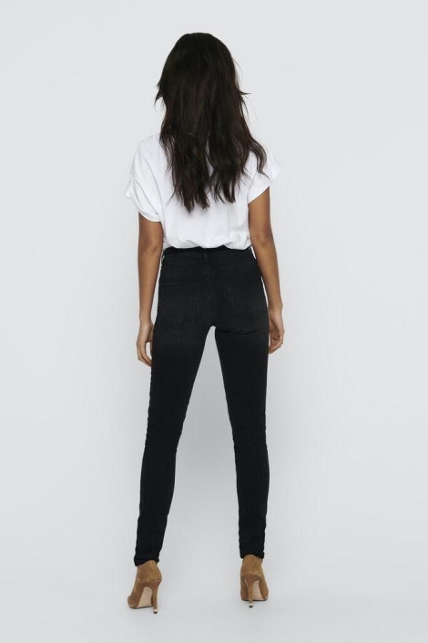 Only zwarte dames jeans | Model achteraanzicht
