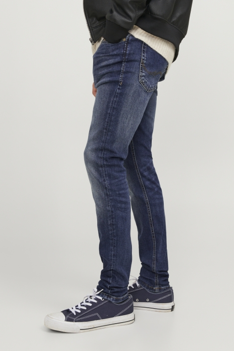 Jack & Jones blauwe heren jeans | Model vooraanzicht