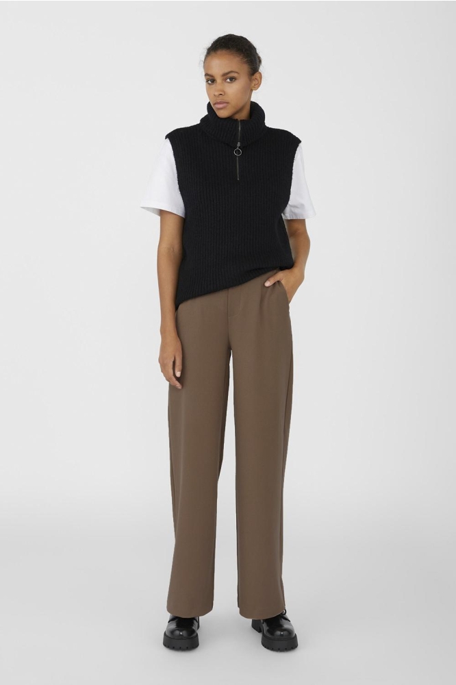 Object taupe dames broek | Model