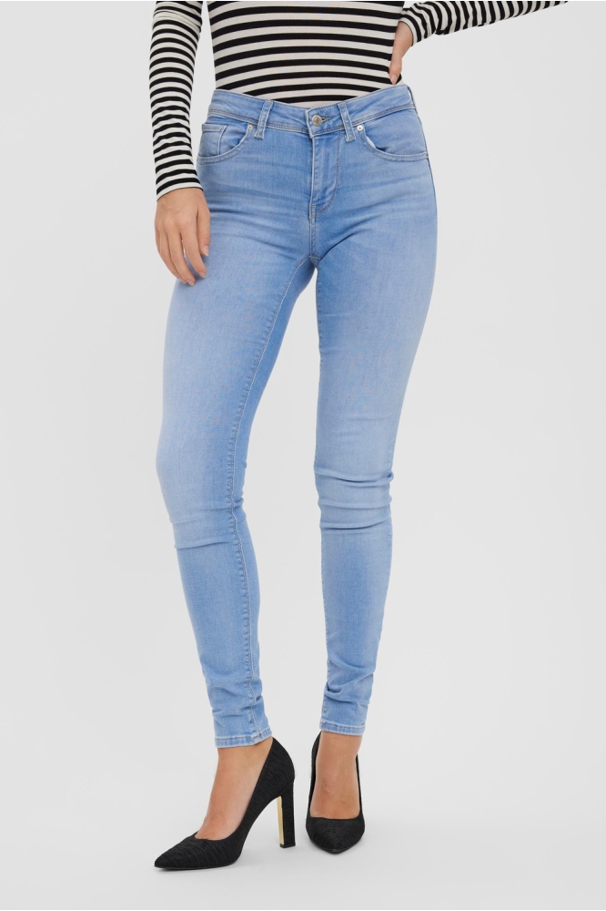 Vero Moda blauwe dames jeans |