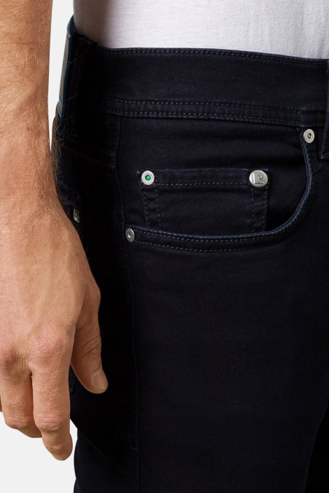 Pierre Cardin blauwe heren jeans | Close up