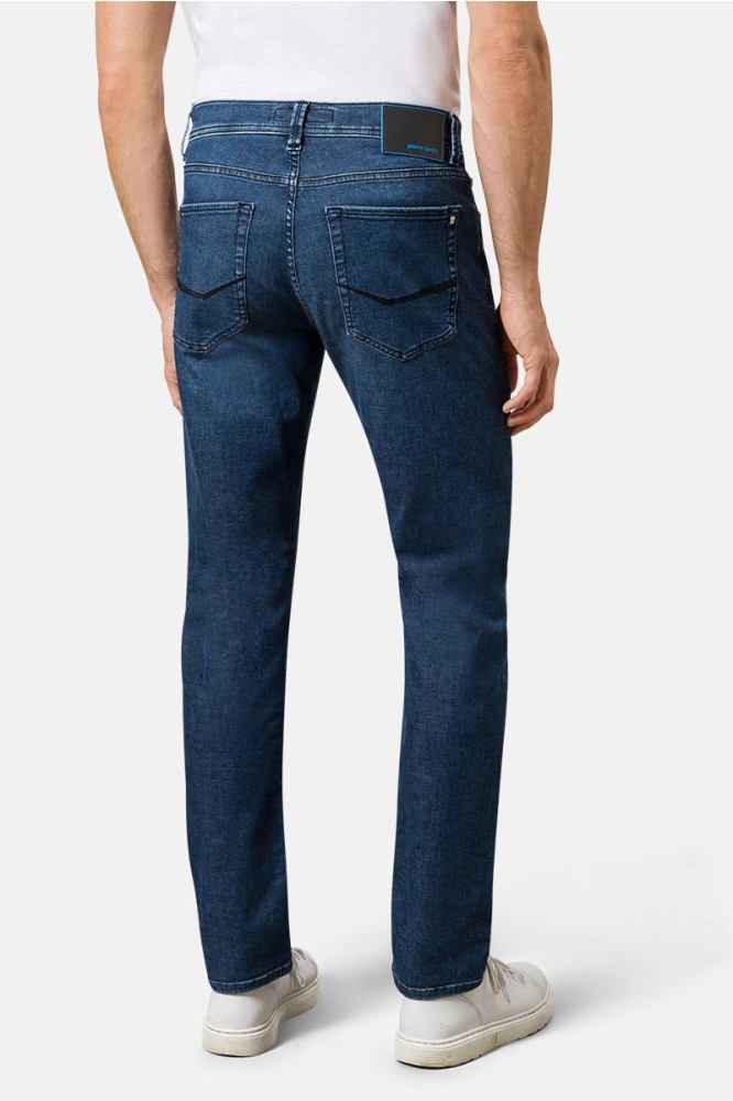 Pierre Cardin blauwe heren jeans | Model achteraanzicht