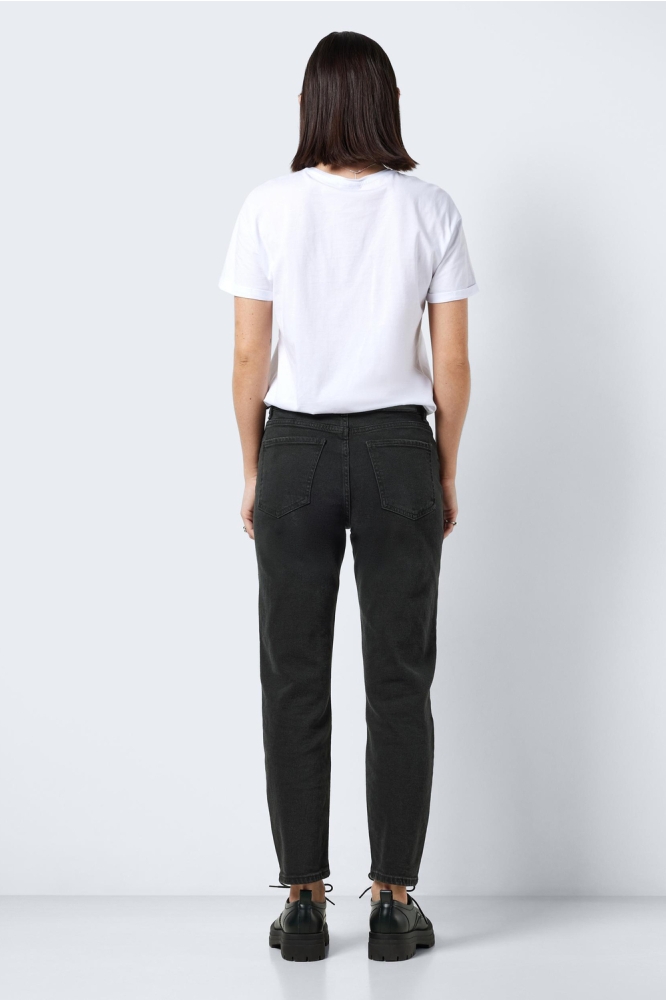 Noisy may zwarte dames jeans | Model achteraanzicht