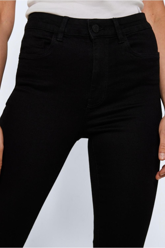 Noisy may zwarte dames jeans | Close up
